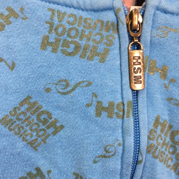 High School Musical Zippered Hoodie Size 7/8 - Picture 2 of 4